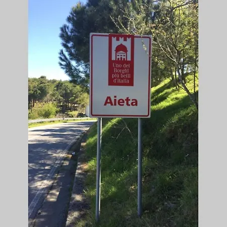 Casa Vacanza Ad Aieta 公寓